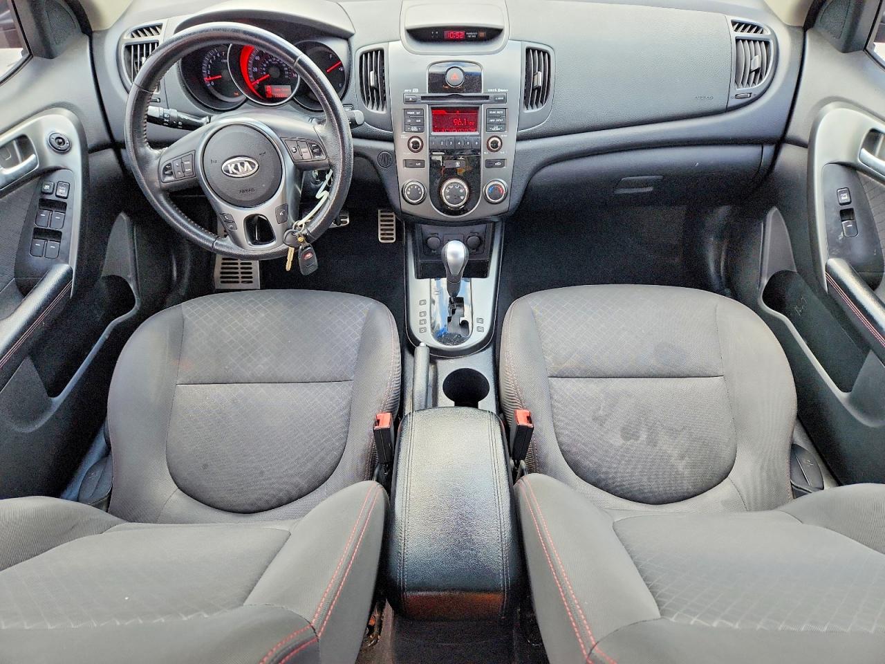 2010 KIA FORTE SX photo 8