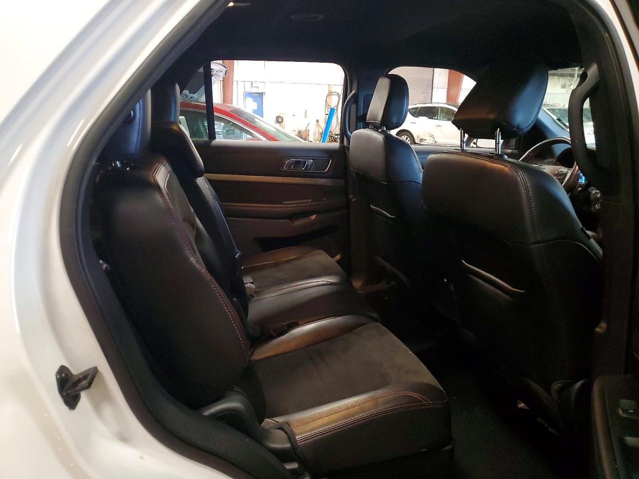 2018 FORD EXPLORER XLT photo 21