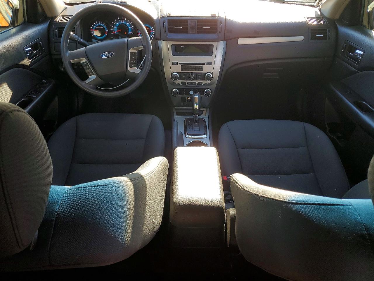2010 FORD FUSION SE photo 8