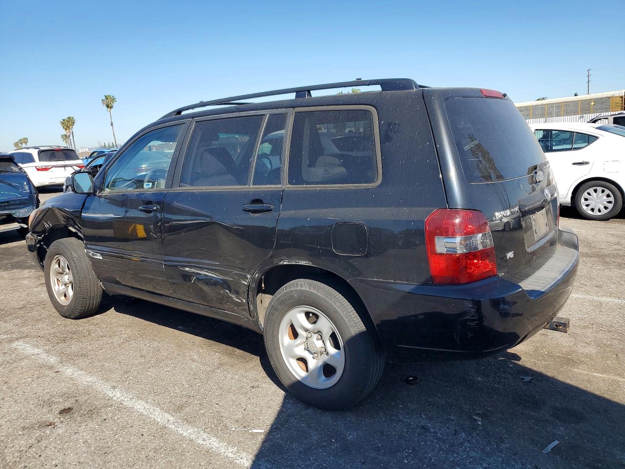 2007 TOYOTA HIGHLANDER BASE photo 2