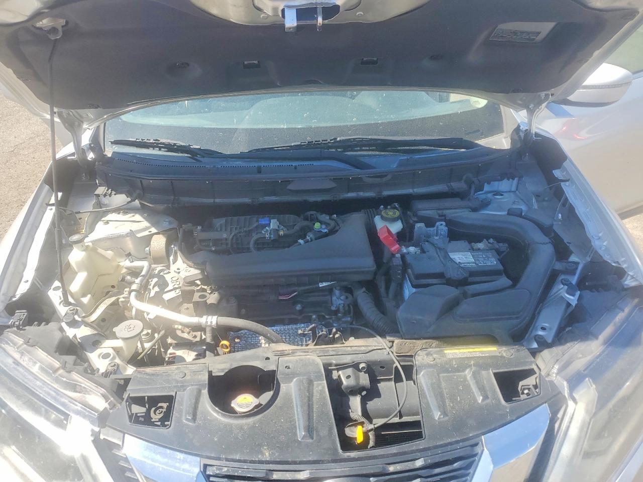 2018 NISSAN ROGUE SV photo 21