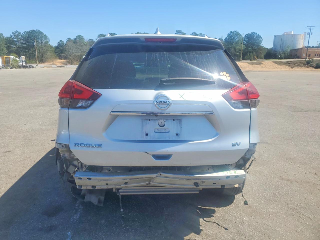 2018 NISSAN ROGUE SV photo 11