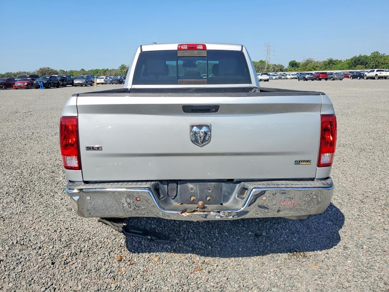 2015 RAM 1500 SLT photo 11