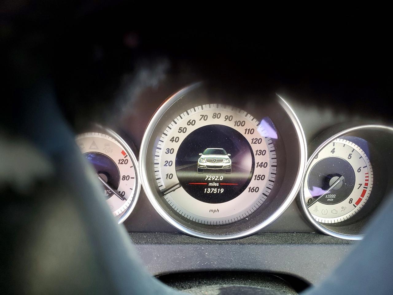2013 MERCEDES-BENZ C 250 photo 25
