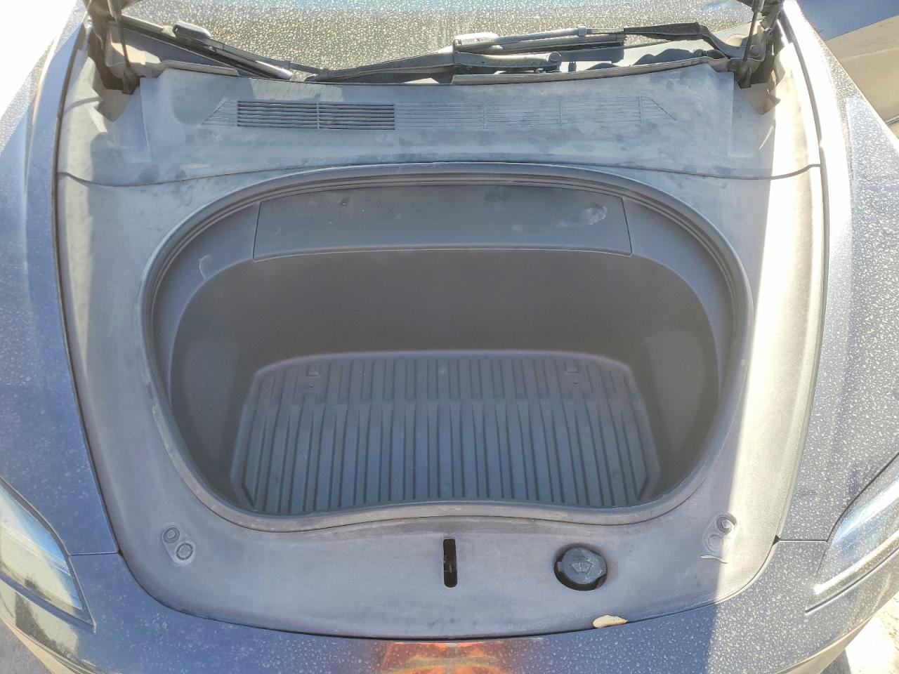 2024 TESLA MODEL 3 photo 11