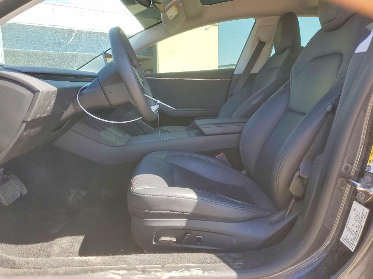 2024 TESLA MODEL 3 photo 7