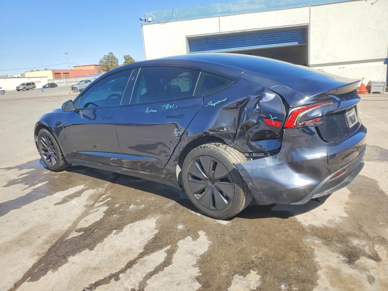 2024 TESLA MODEL 3 photo 2