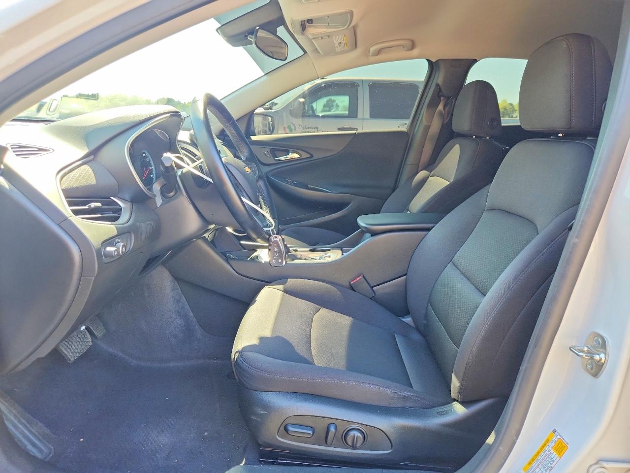 2025 CHEVROLET MALIBU RS photo 7