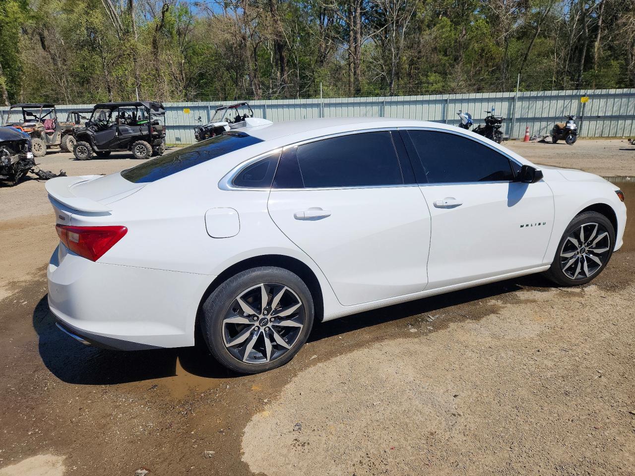 2025 CHEVROLET MALIBU RS photo 3