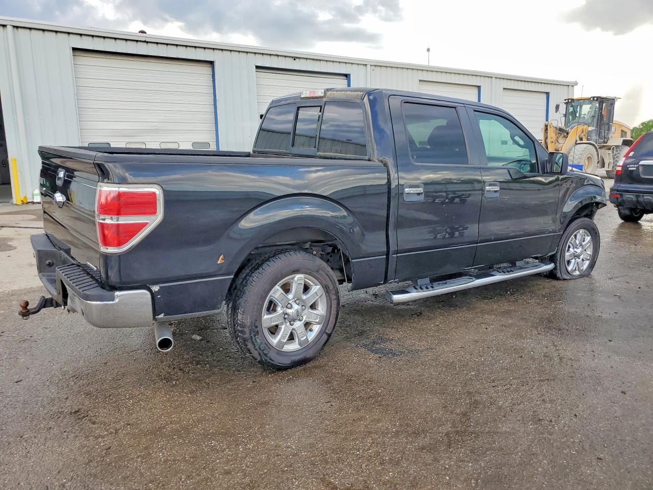 2013 FORD F150 SUPERCREW photo 2