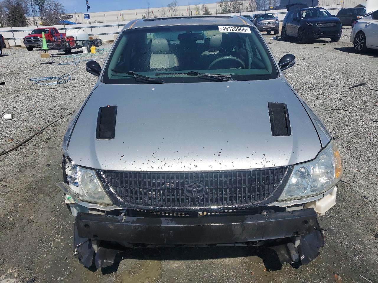 2001 TOYOTA AVALON XLS photo 9