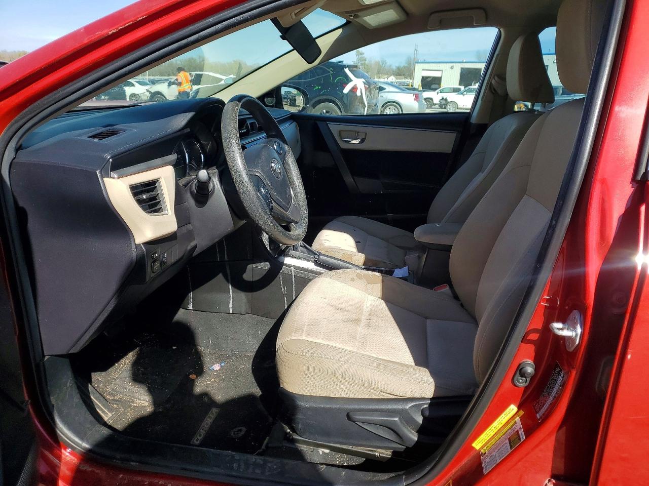 2015 TOYOTA COROLLA LE photo 19