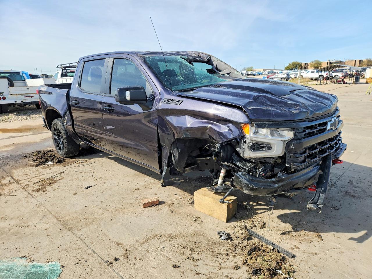 2024 CHEVROLET SILVERADO K1500 LT TRAIL BOSS photo 4