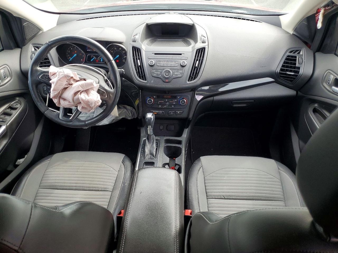 2017 FORD ESCAPE SE photo 15