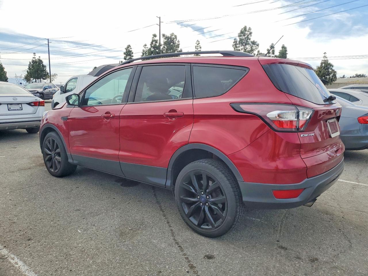 2017 FORD ESCAPE SE photo 3