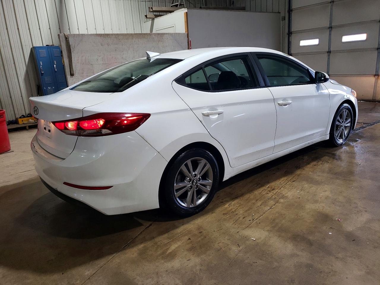 2018 HYUNDAI ELANTRA SEL photo 5