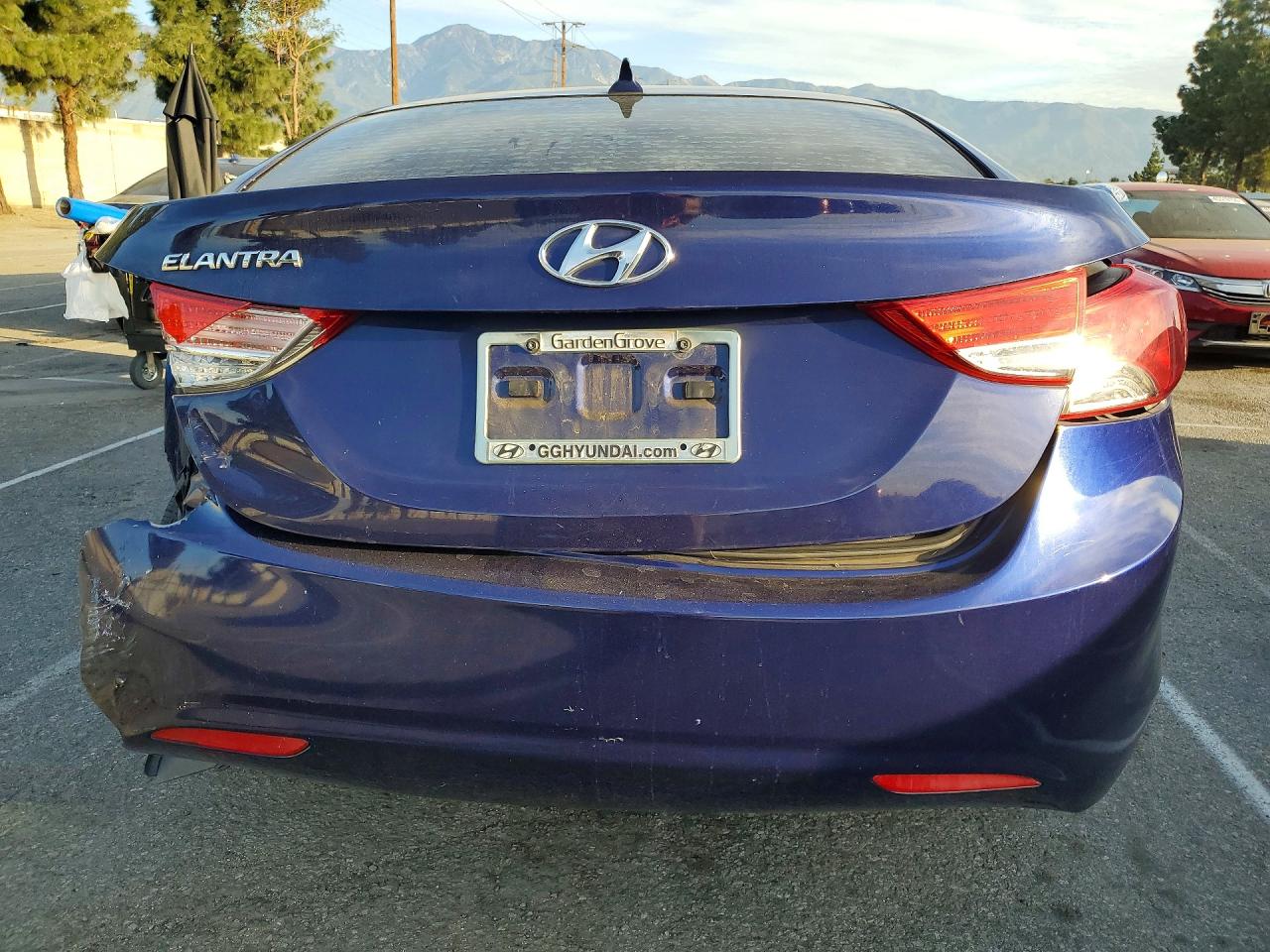 2013 HYUNDAI ELANTRA GLS photo 11