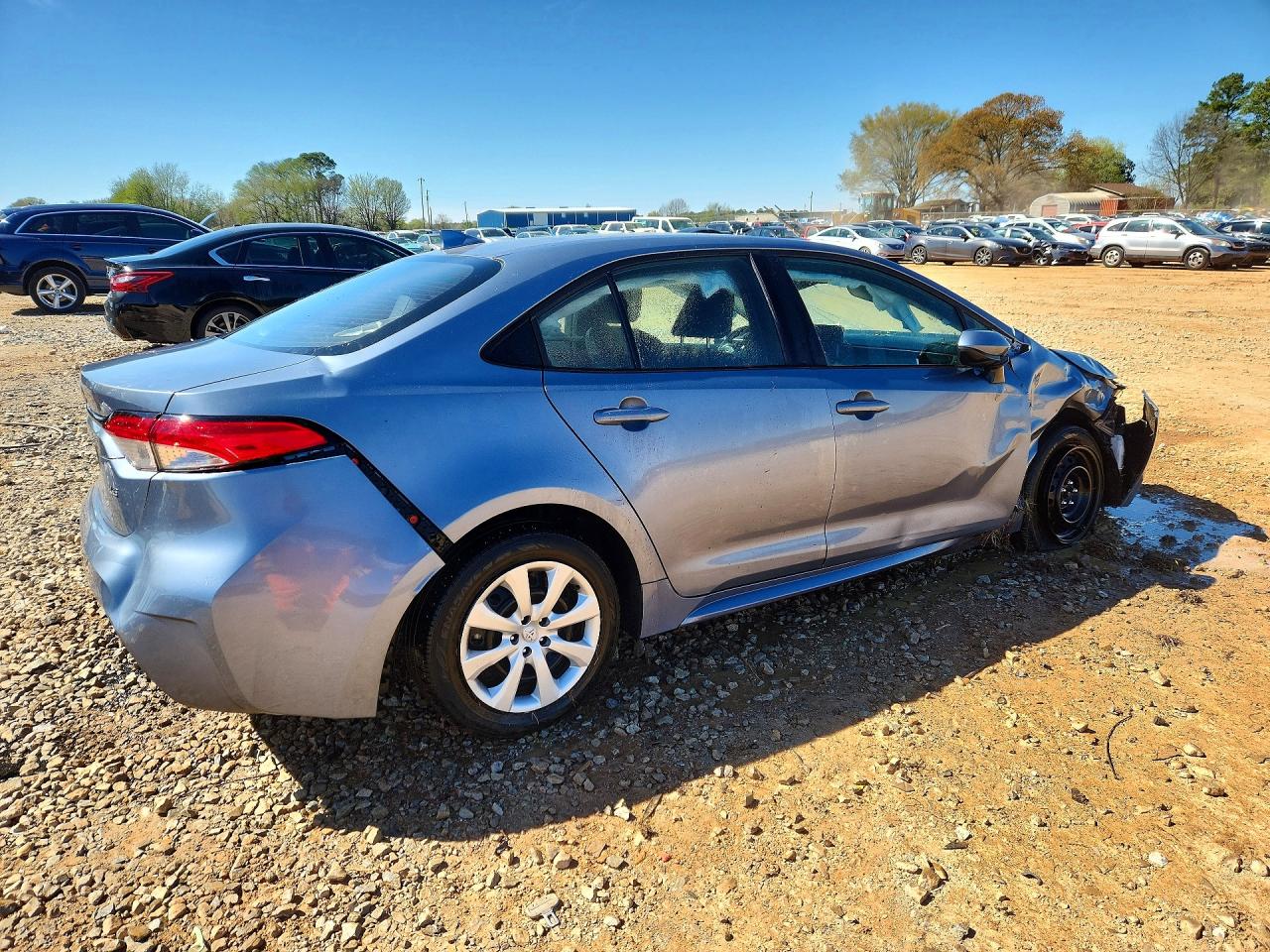 2025 TOYOTA COROLLA LE photo 5