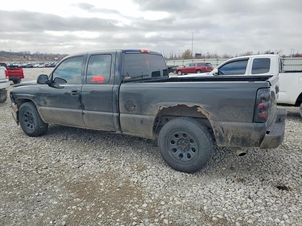 2006 CHEVROLET SILVERADO C1500 photo 3