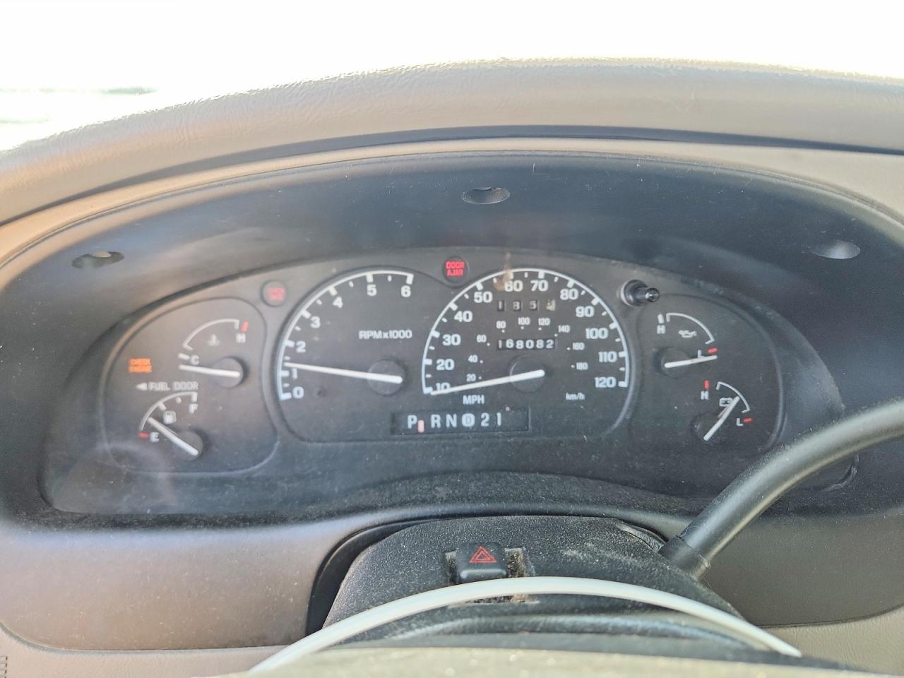 2001 FORD EXPLORER XLT photo 9