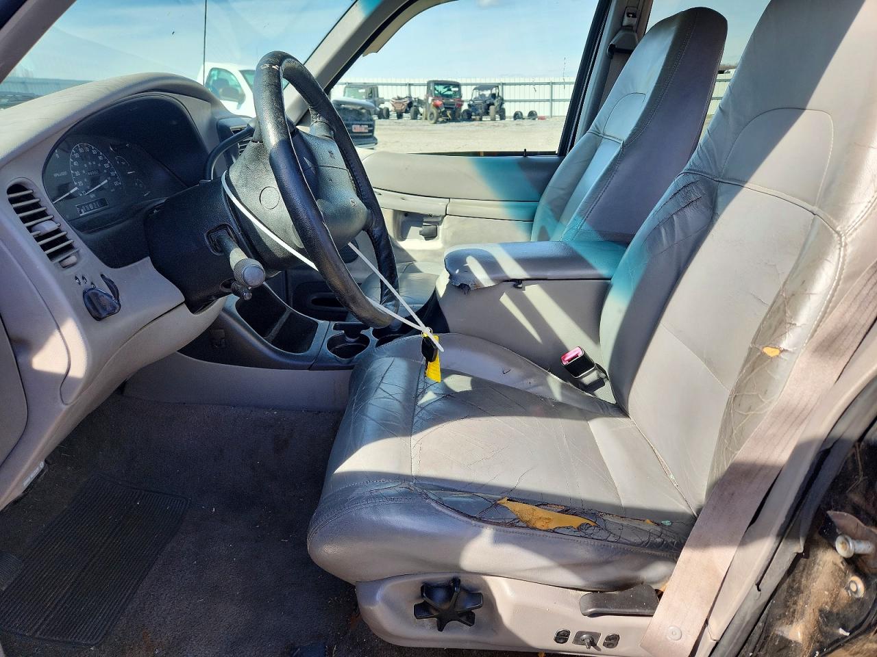 2001 FORD EXPLORER XLT photo 7