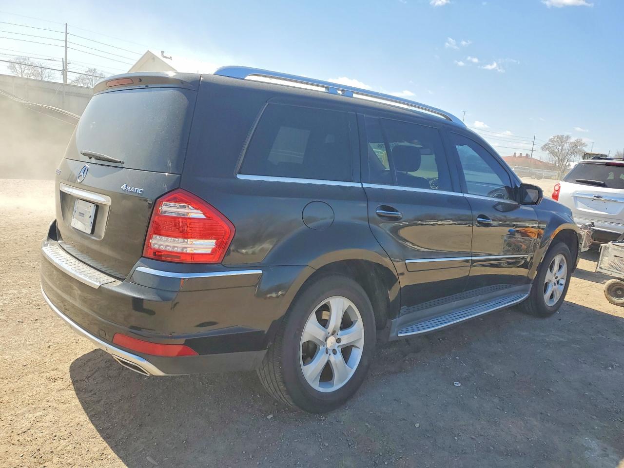 2010 MERCEDES-BENZ GL 450 4MATIC photo 3