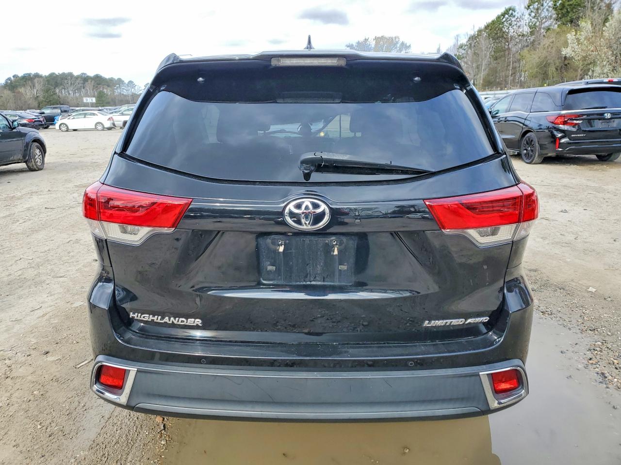 2018 TOYOTA HIGHLANDER LIMITED photo 16