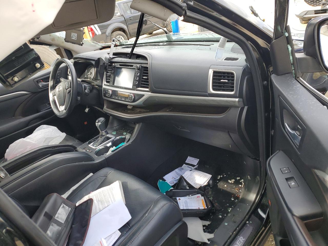 2018 TOYOTA HIGHLANDER LIMITED photo 22