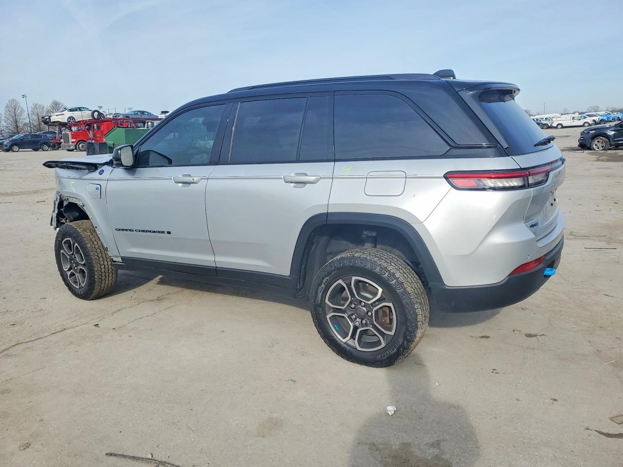 2024 JEEP GRAND CHEROKEE TRAILHAWK 4XE photo 3