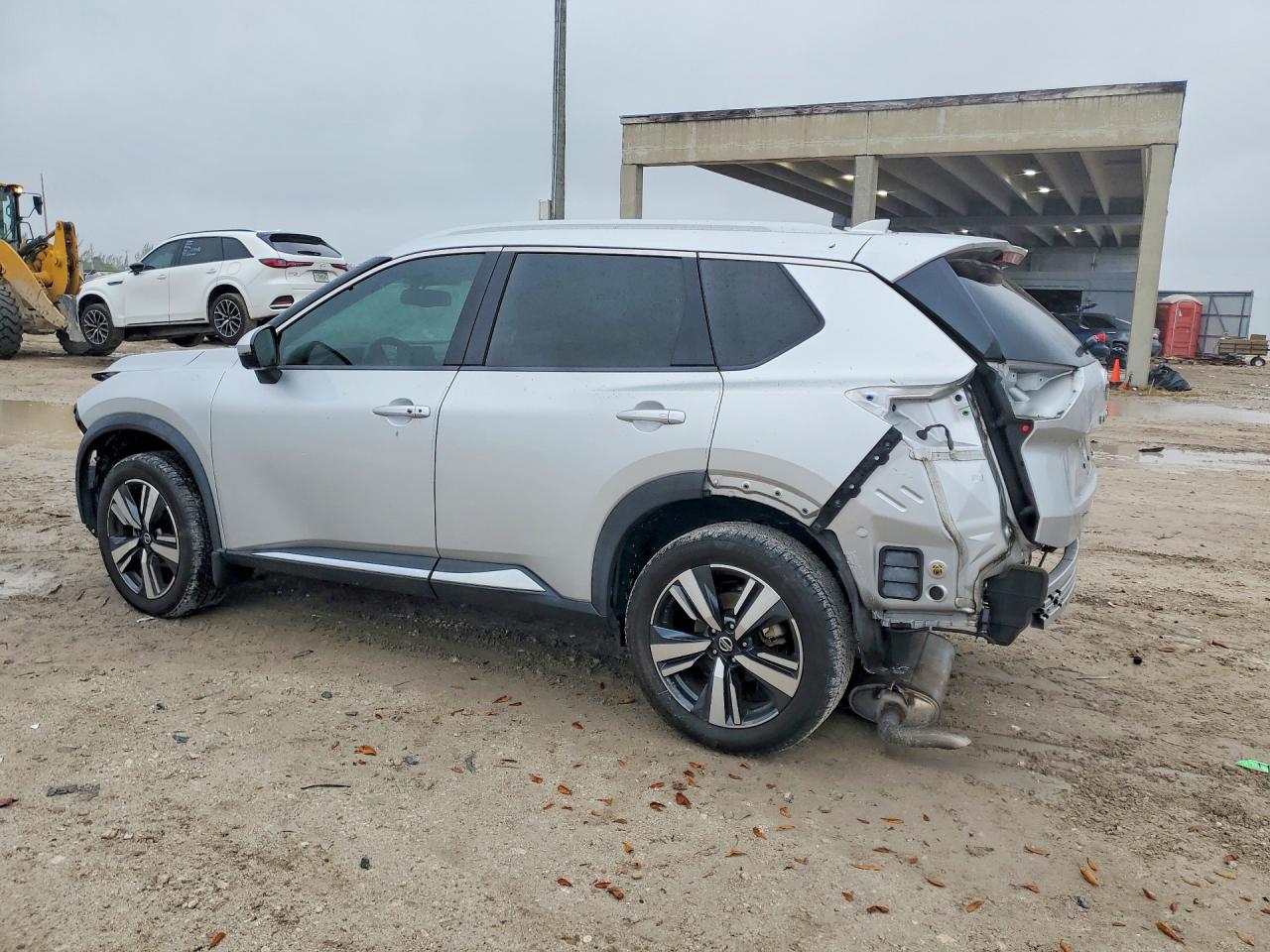 2021 NISSAN ROGUE SL photo 3