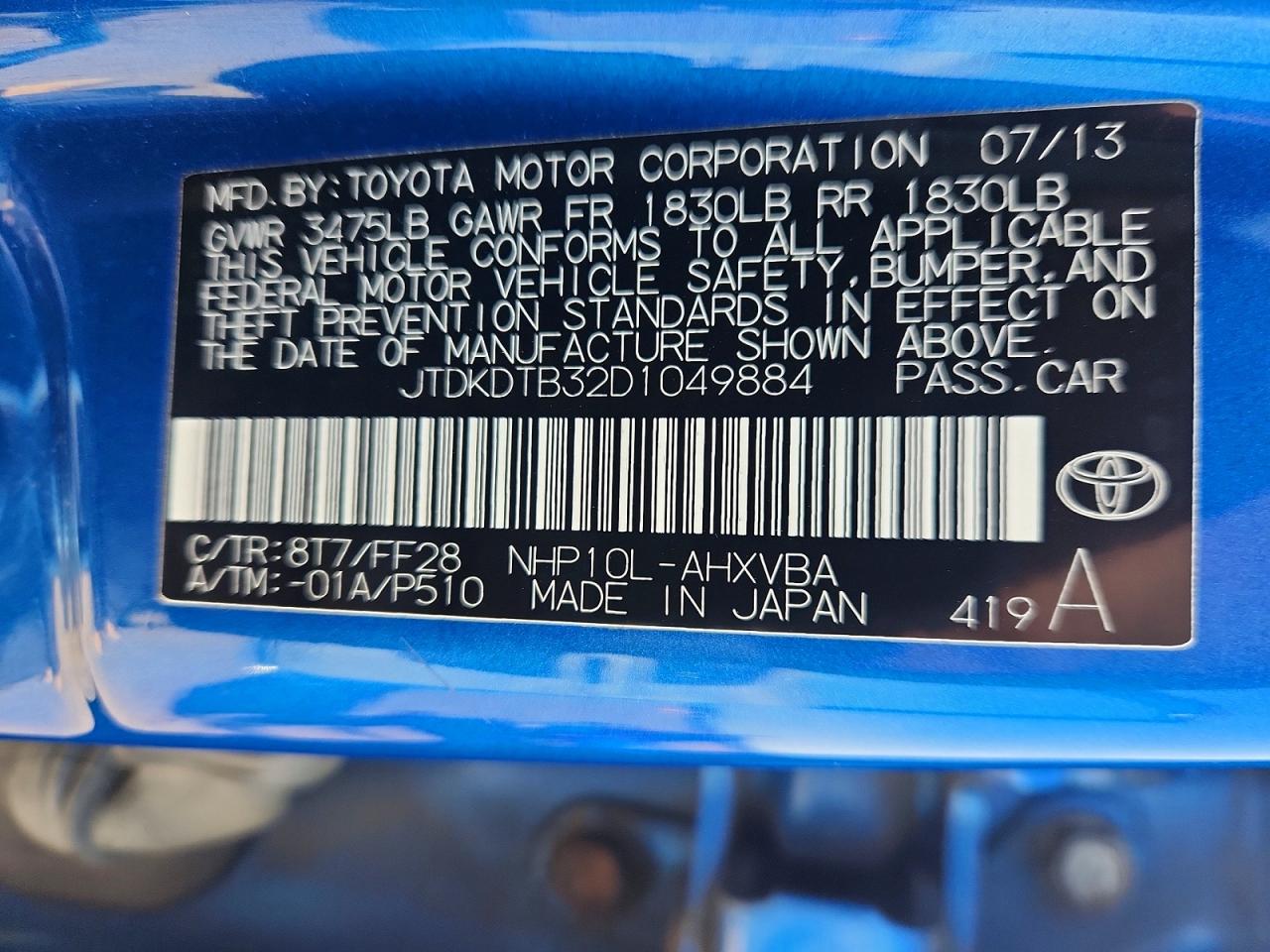 2013 TOYOTA PRIUS C TWO photo 12