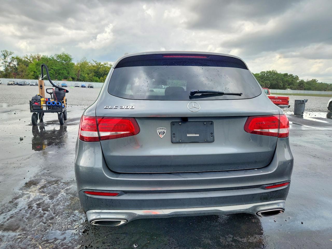 2018 MERCEDES-BENZ GLC 300 photo 6