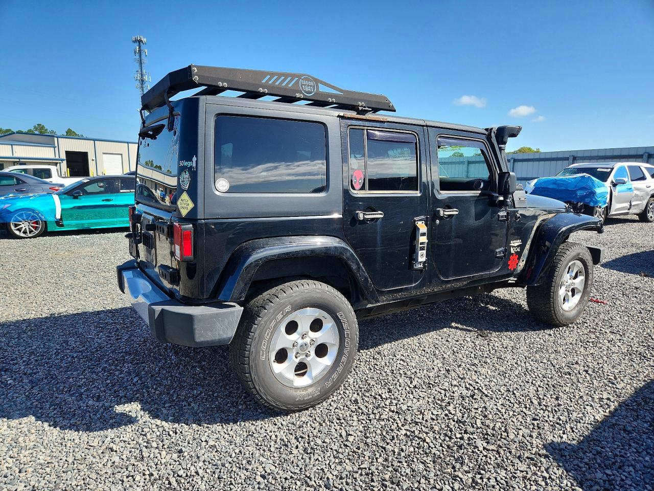 2011 JEEP WRANGLER UNLIMITED SAHARA photo 5