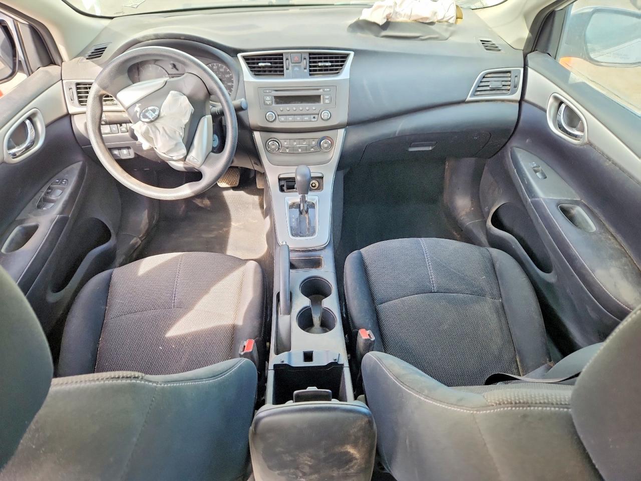 2014 NISSAN SENTRA S photo 8