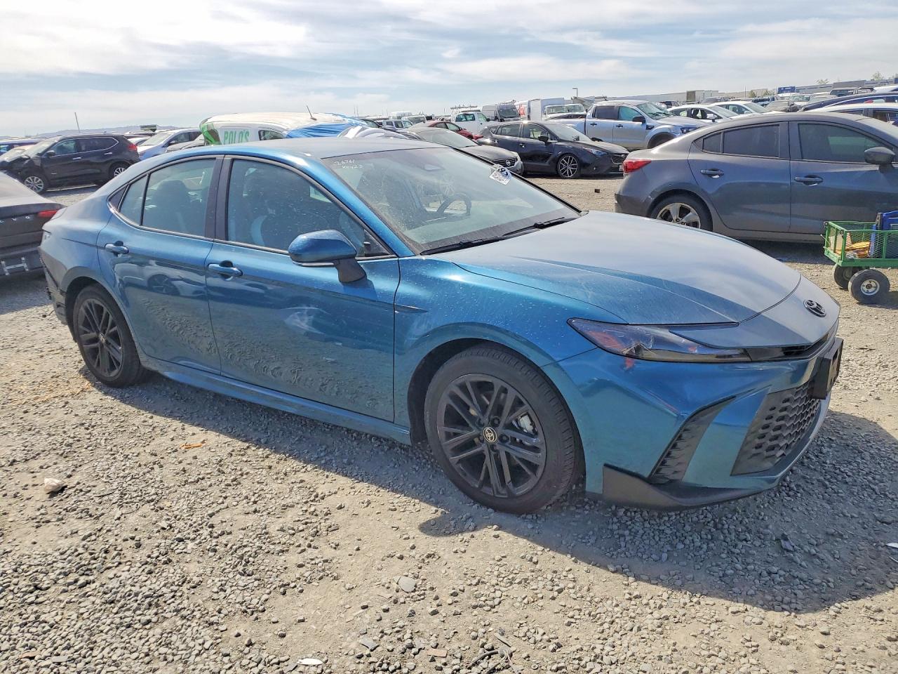 2025 TOYOTA CAMRY SE photo 7