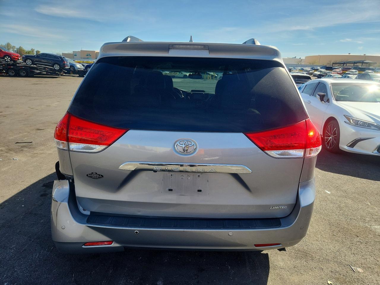 2013 TOYOTA SIENNA LIMITED 7-PASSENGER photo 11