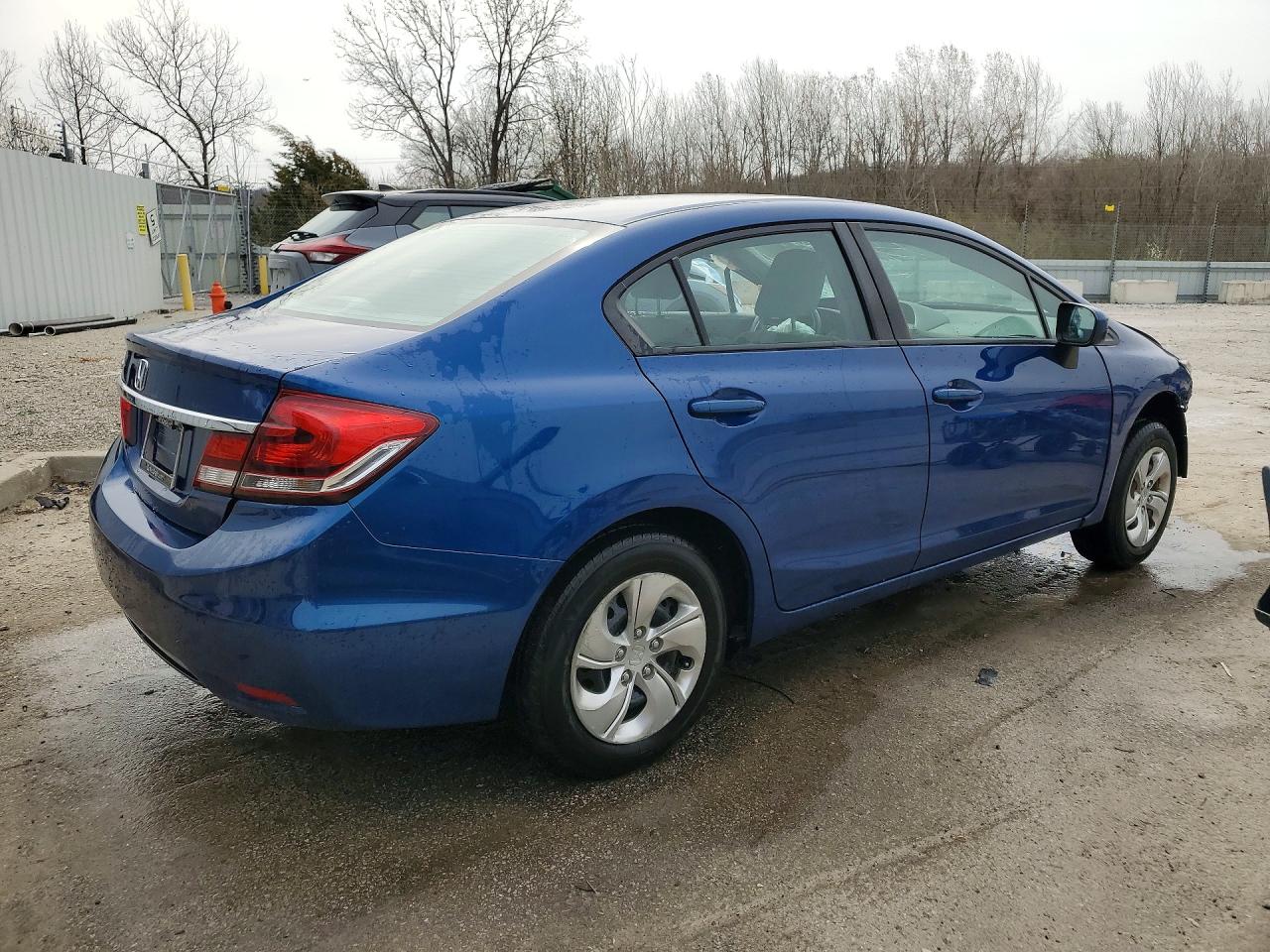 2015 HONDA CIVIC LX photo 3