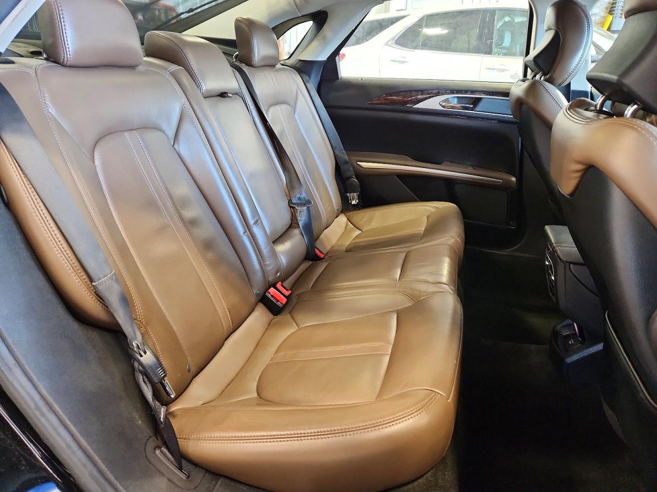 2016 LINCOLN MKZ HYBRID photo 10