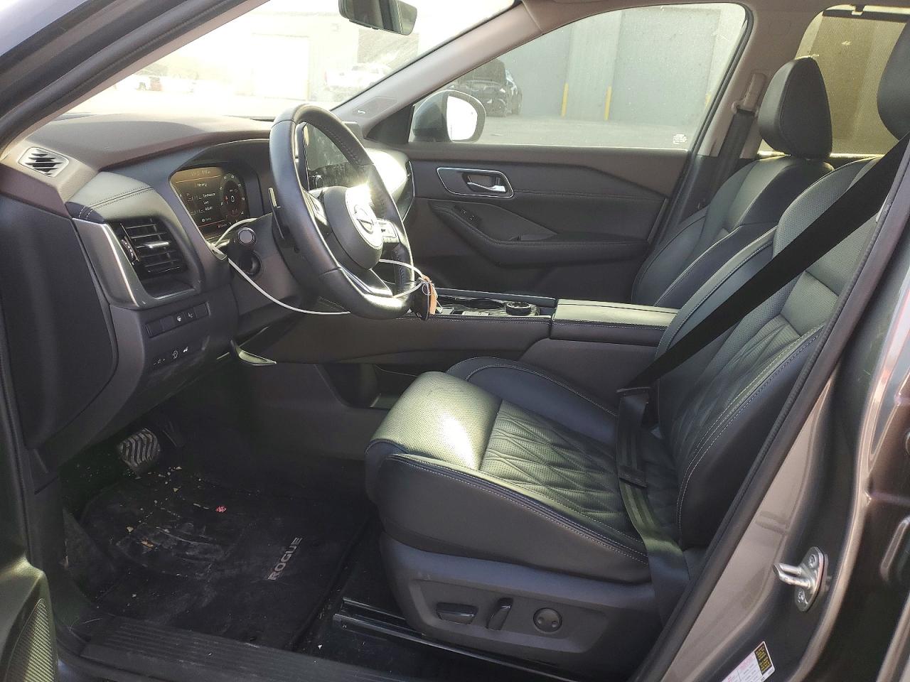 2023 NISSAN ROGUE PLATINUM photo 19