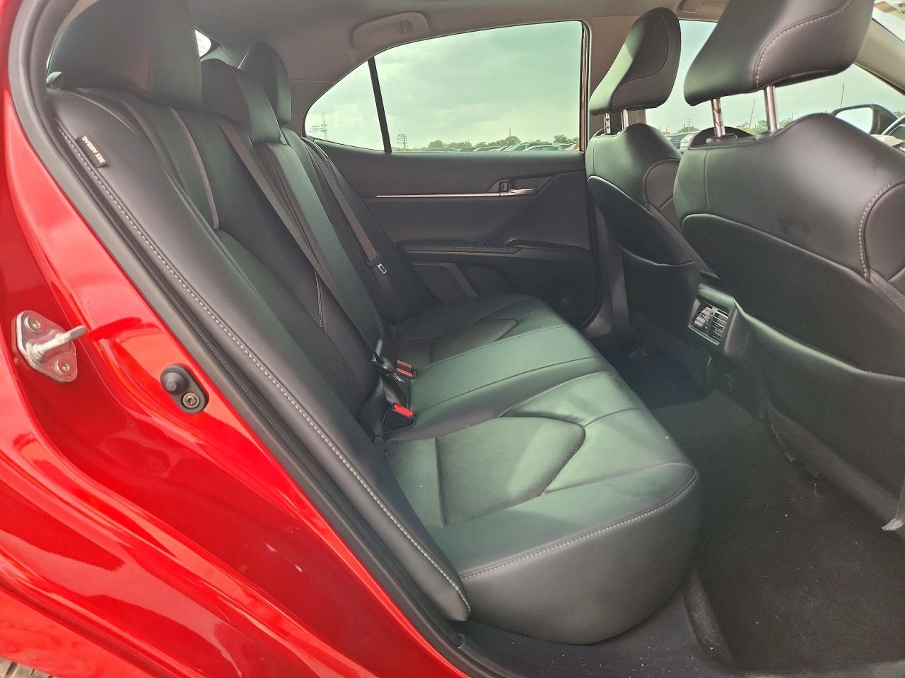 2022 TOYOTA CAMRY XSE photo 19