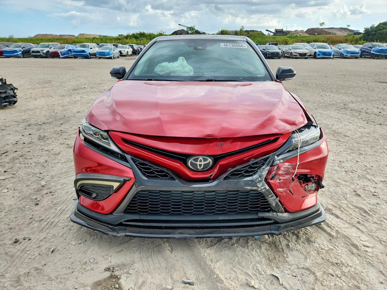 2022 TOYOTA CAMRY XSE photo 9