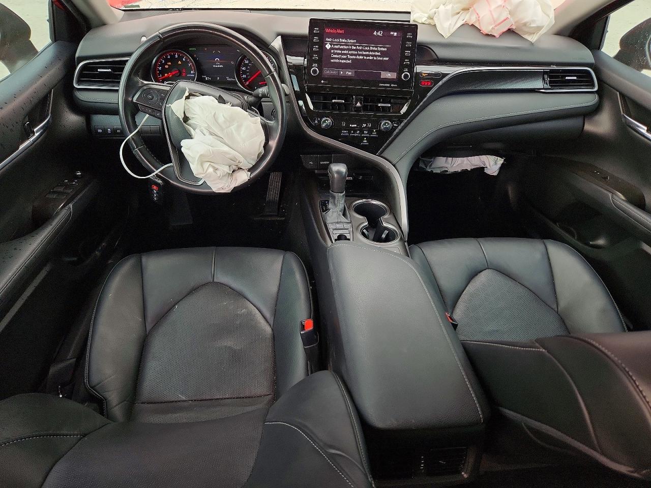 2022 TOYOTA CAMRY XSE photo 15