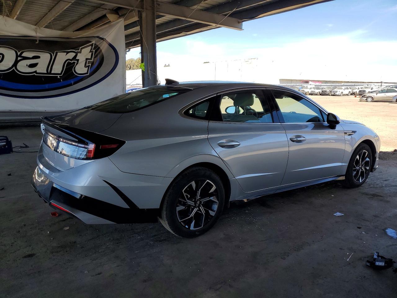 2025 HYUNDAI SONATA SEL photo 3
