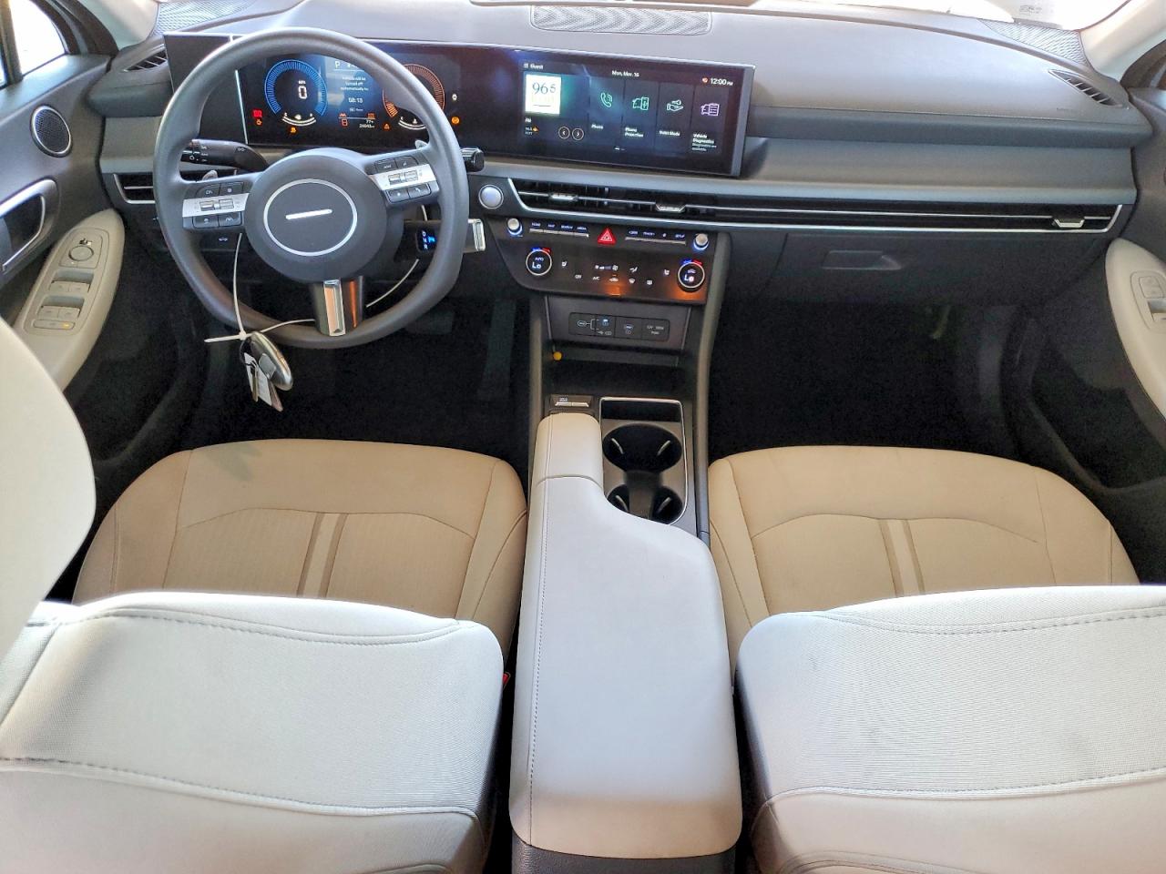 2025 HYUNDAI SONATA SEL photo 8
