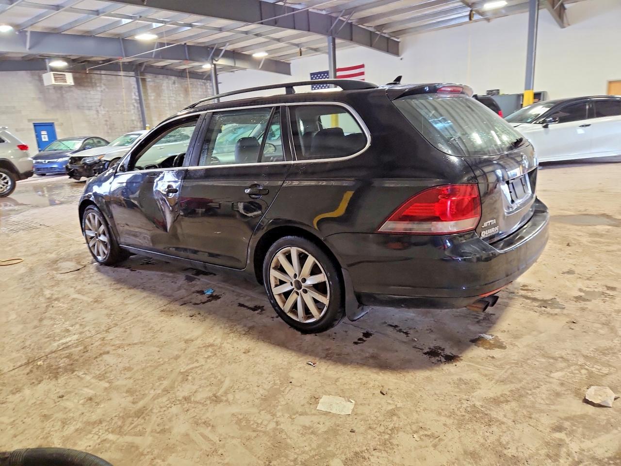 2014 VOLKSWAGEN JETTA TDI photo 3