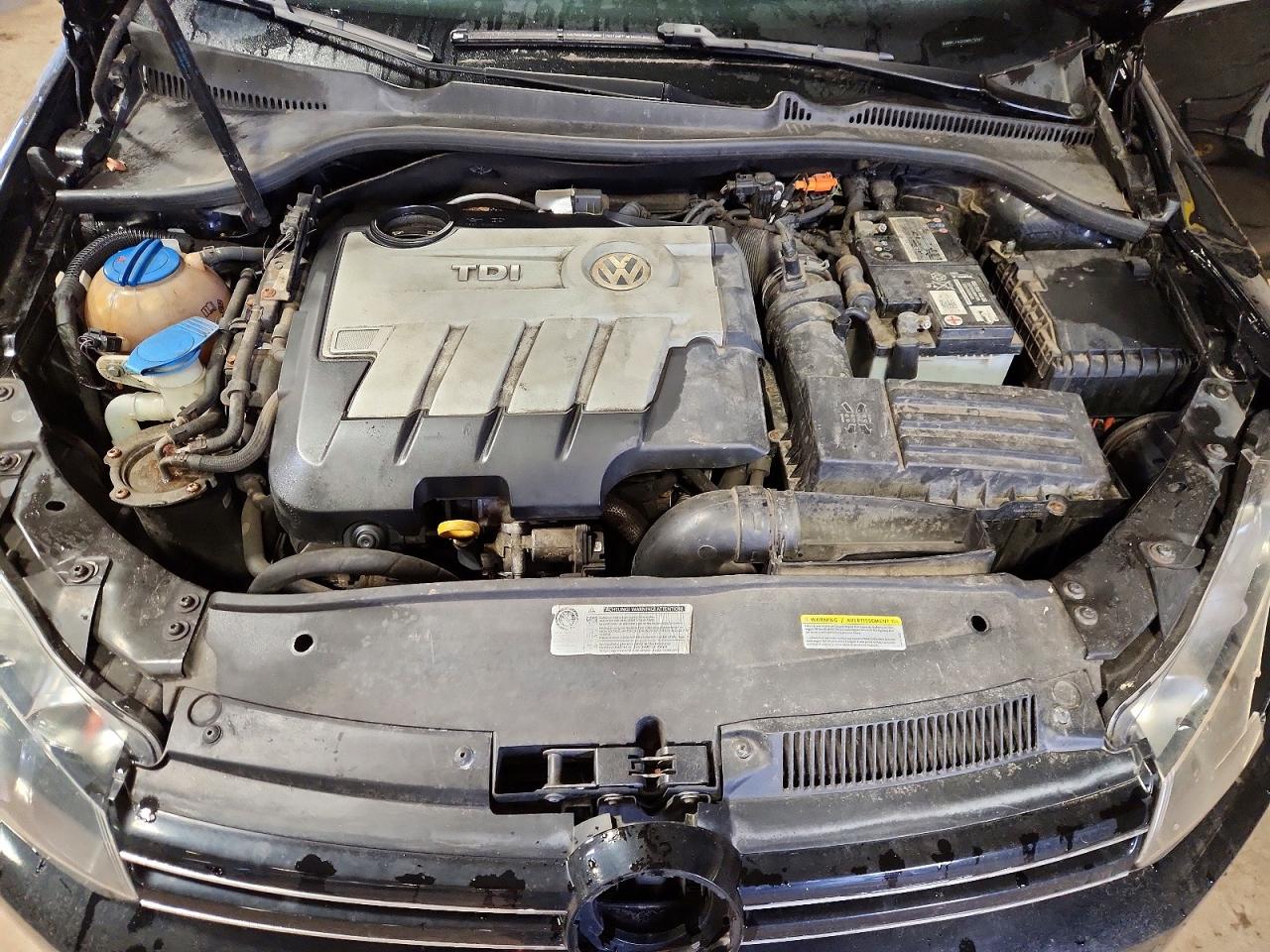 2014 VOLKSWAGEN JETTA TDI photo 21