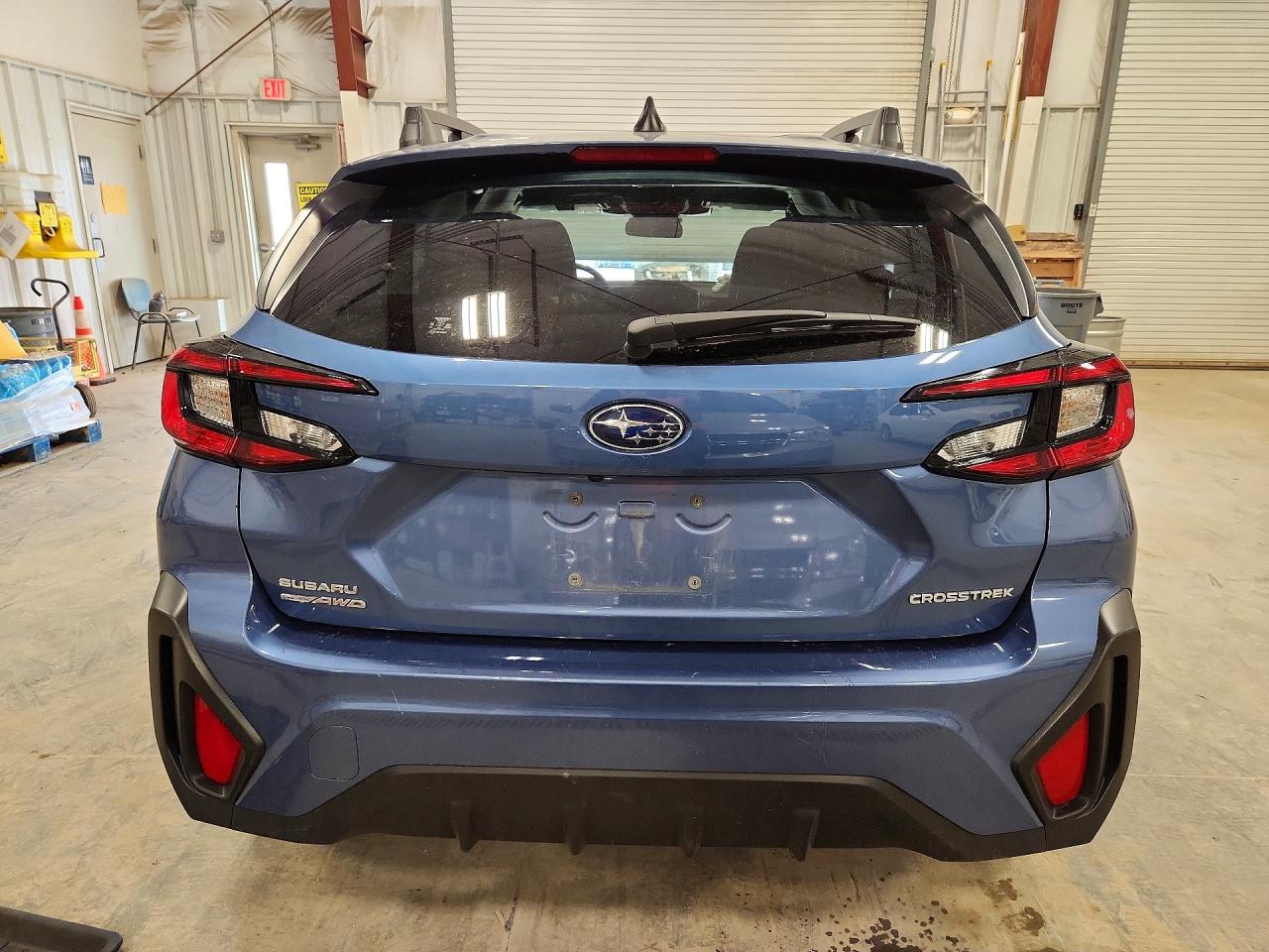 2024 SUBARU CROSSTREK photo 6