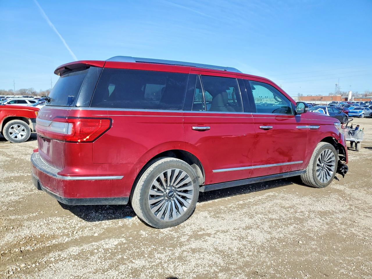 2019 LINCOLN NAVIGATOR RESERVE photo 3