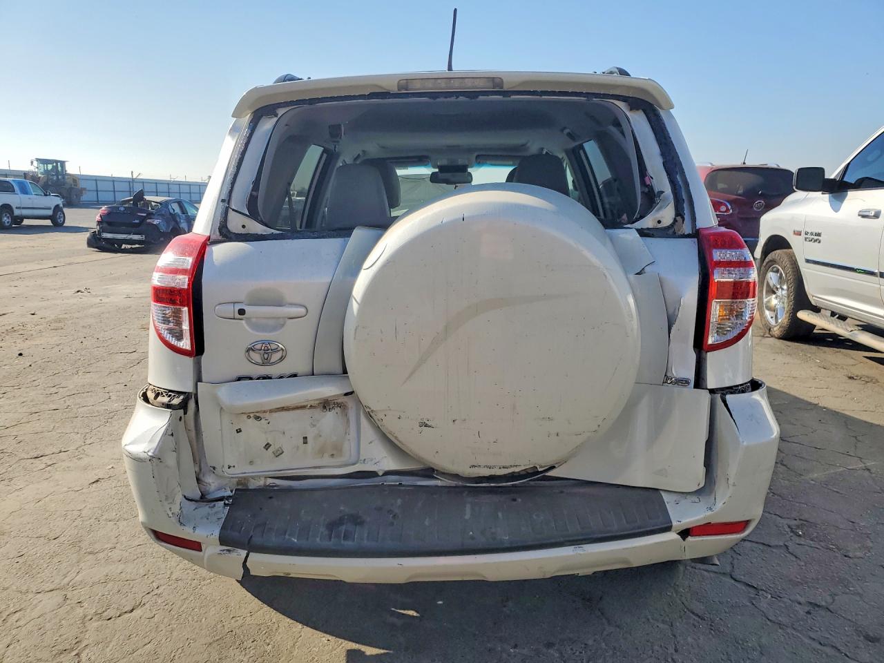 2012 TOYOTA RAV4 LIMITED photo 6