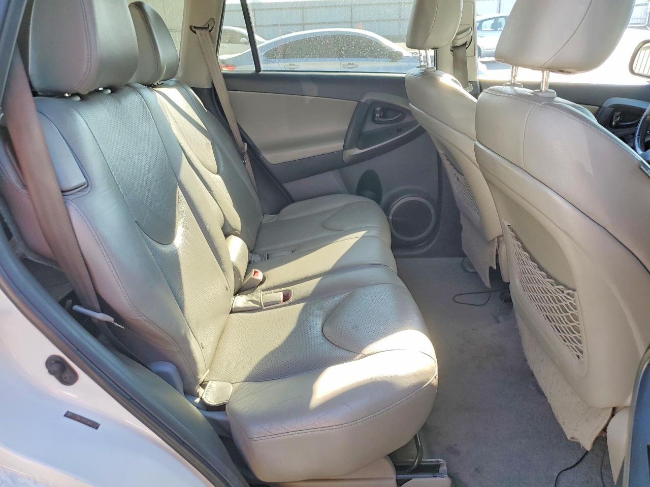 2012 TOYOTA RAV4 LIMITED photo 11